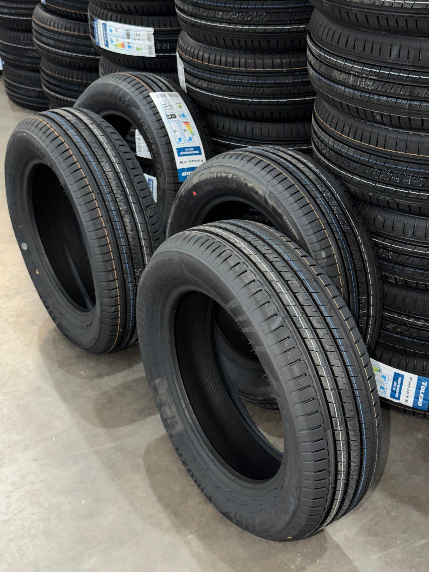 Kit 4 Pneus Firoza T5 185/60R15 88XLH – Novo