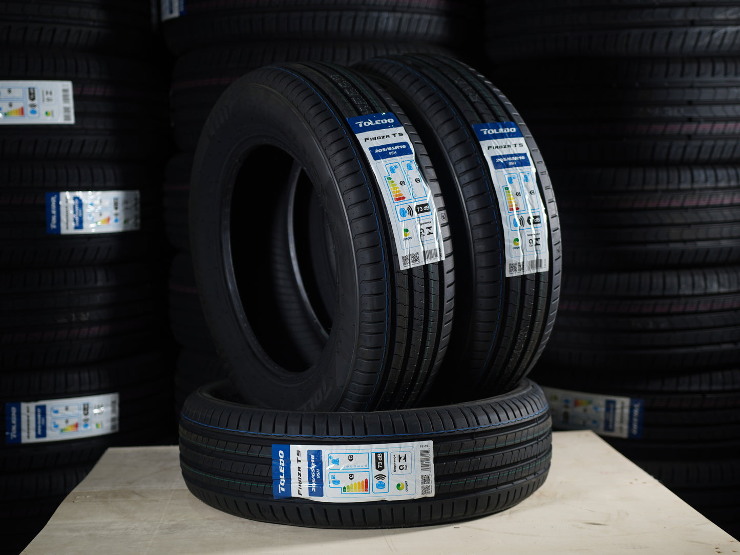 Kit 2 Pneus Firoza T5 205/65R16 95H – Novo